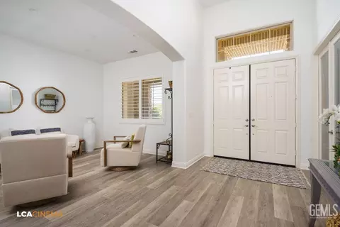Entry Way - 11702 Raindrop Ln, Bakersfield, CA 93311 photo 1 of 1