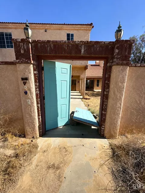 9855 Vista Rd, California City, CA 93505