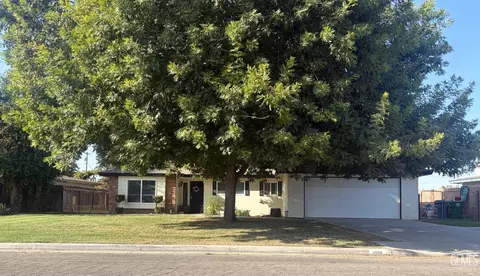 4008 Margalo Ave, Bakersfield, CA 93313