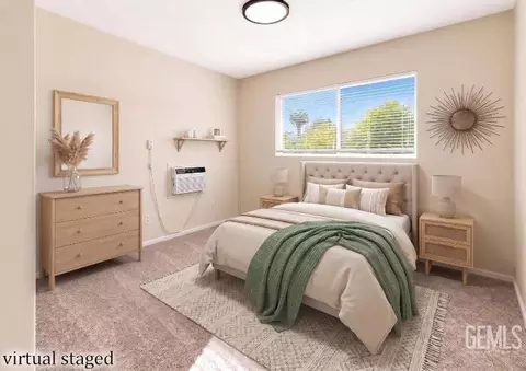 Bedroom - 522 Garfield Ave, Taft, CA 93268 photo 1 of 3