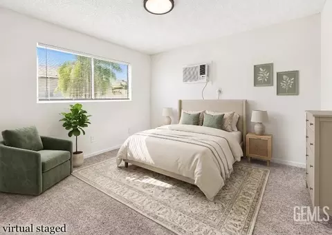 Bedroom - 522 Garfield Ave, Taft, CA 93268 photo 2 of 3