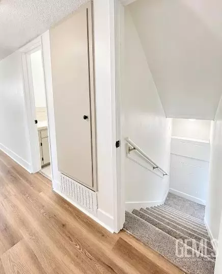 Entry Way - 522 Garfield Ave, Taft, CA 93268 photo 1 of 1