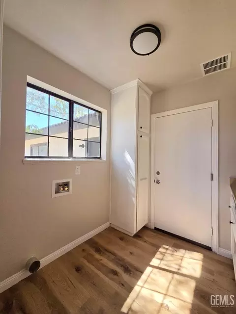 Other - 20220 Mesa Dr, Tehachapi, CA 93561 photo 5 of 10