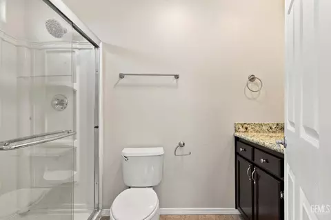 Bath - 1208 Walnut St, Wasco, CA 93280 photo 3 of 4