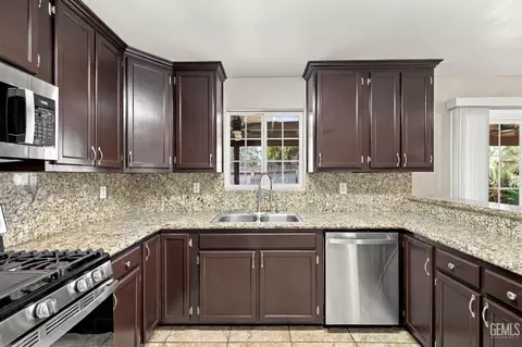 Kitchen - 1208 Walnut St, Wasco, CA 93280 photo 1 of 5