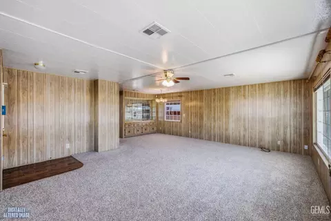 Living - 724 46th St, Bakersfield, CA 93301 photo 2 of 16