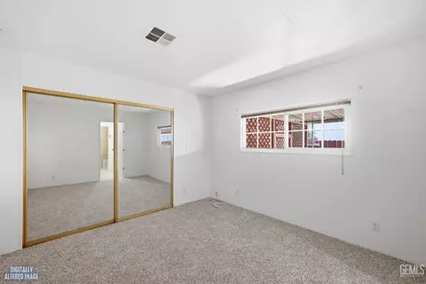 Bedroom - 724 46th St, Bakersfield, CA 93301 photo 6 of 6