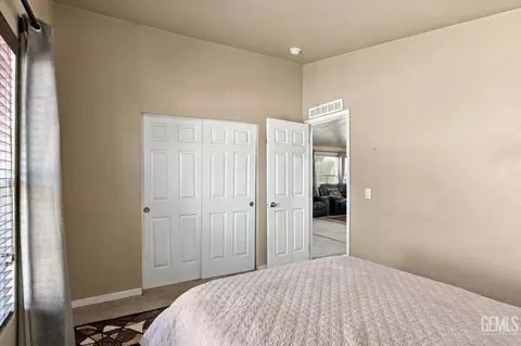 Bedroom - 20216 Mesa Dr, Tehachapi, CA 93561 photo 5 of 5