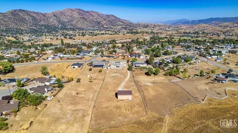 View/Area - 20216 Mesa Dr, Tehachapi, CA 93561 photo 3 of 4