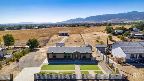 View/Area - 20216 Mesa Dr, Tehachapi, CA 93561 photo 2 of 4