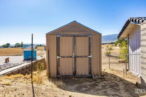 Other - 20216 Mesa Dr, Tehachapi, CA 93561 photo 9 of 10