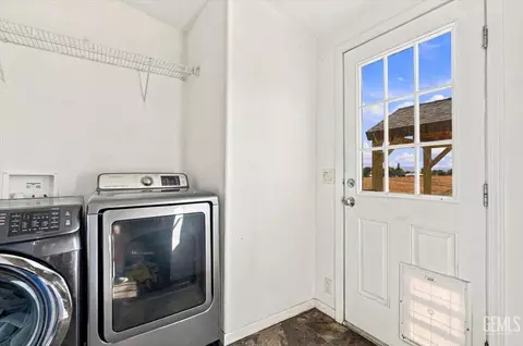 Other - 20216 Mesa Dr, Tehachapi, CA 93561 photo 5 of 10