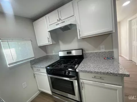 Kitchen - 705 Crystal St, Taft, CA 93268 photo 1 of 1