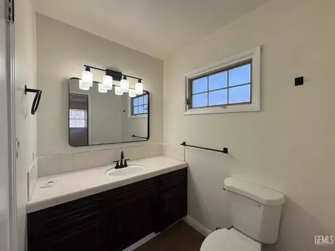 Bath - 210 Douglas St, Bakersfield, CA 93308 photo 1 of 2