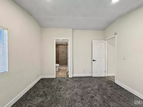 Bedroom - 14556 E Tehachapi Blvd #30, Tehachapi, CA 93561 photo 1 of 5