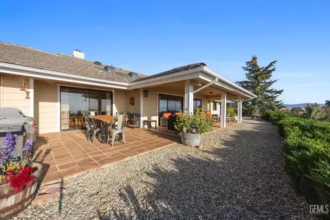 Other - 30300 Piebald Ct, Tehachapi, CA 93561 photo 5 of 11