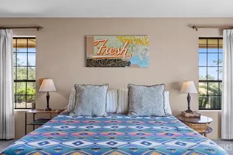 Bedroom - 30300 Piebald Ct, Tehachapi, CA 93561 photo 6 of 11