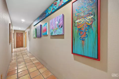 Entry Way - 30300 Piebald Ct, Tehachapi, CA 93561 photo 8 of 8