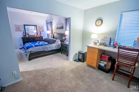 Bedroom - 5800 California Spring Dr, Bakersfield, CA 93313 photo 2 of 3