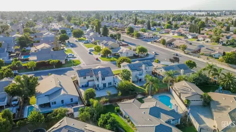 View/Area - 5800 California Spring Dr, Bakersfield, CA 93313 photo 3 of 4