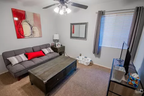 Bedroom - 5800 California Spring Dr, Bakersfield, CA 93313 photo 3 of 3