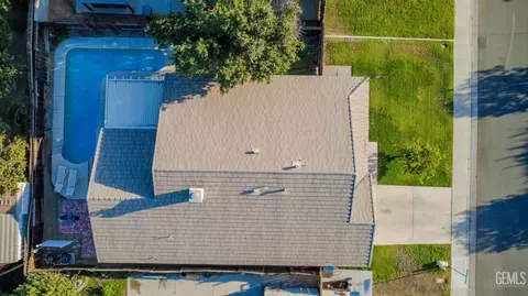 View/Area - 5800 California Spring Dr, Bakersfield, CA 93313 photo 4 of 4