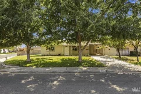 521 Oak Fair Way, Bakersfield, CA 93309