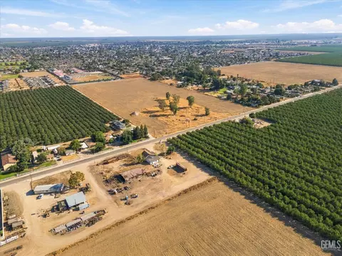 30308 Riverside St, Shafter, CA 93263 photo 14