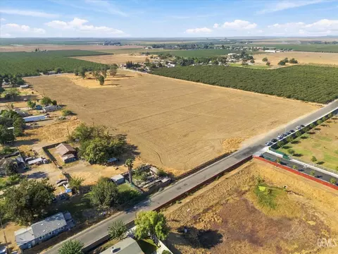 30308 Riverside St, Shafter, CA 93263 photo 15