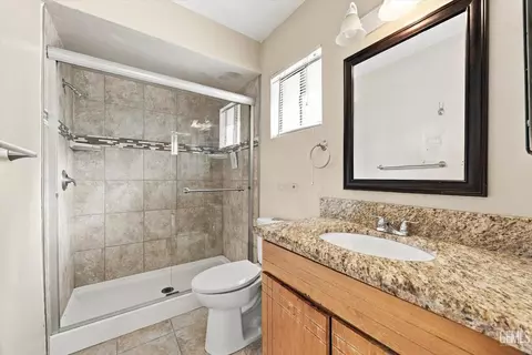 Bath - 0 329 Pine Dr, Taft, CA 93268 photo 2 of 2