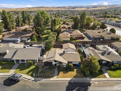 View/Area - 0 329 Pine Dr, Taft, CA 93268 photo 4 of 4