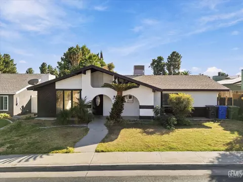 Exterior - 0 329 Pine Dr, Taft, CA 93268 photo 2 of 7