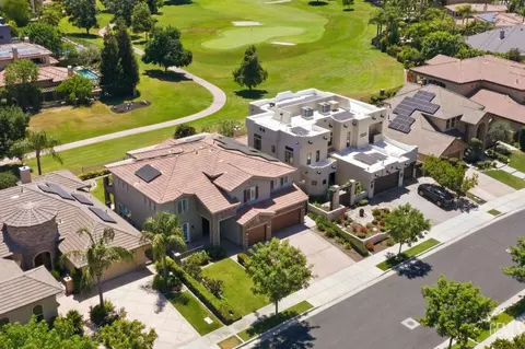2510 Edingal Dr, Bakersfield, CA 93311