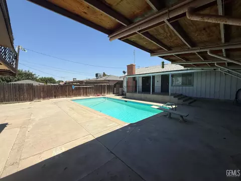 Other - 302 E San Emidio St, Taft, CA 93268 photo 6 of 9