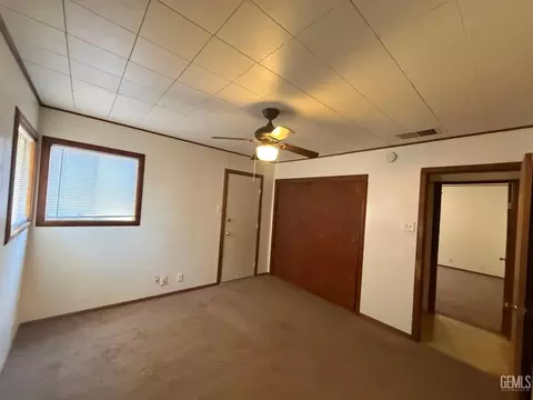 Bedroom - 302 E San Emidio St, Taft, CA 93268 photo 1 of 7