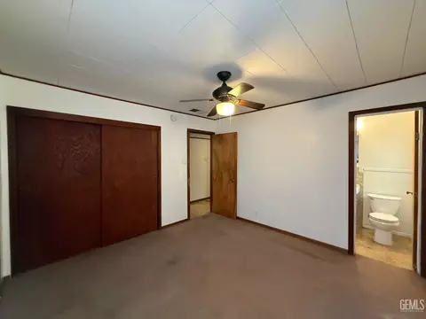 Bedroom - 302 E San Emidio St, Taft, CA 93268 photo 2 of 7