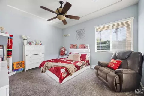 Bedroom - 4401 Whitegate Ave, Bakersfield, CA 93313 photo 3 of 6