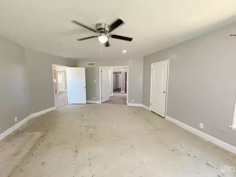 Bedroom - 916 Oak Ave, Wasco, CA 93280 photo 1 of 5
