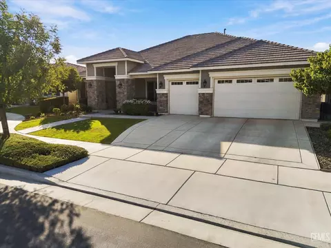 Exterior - 4113 Greendale Ct, Bakersfield, CA 93311 photo 2 of 6