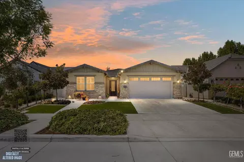 2207 Highbury St, Bakersfield, CA 93311