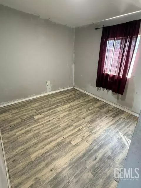 Other - 119 Madison St, Taft, CA 93268 photo 2 of 4