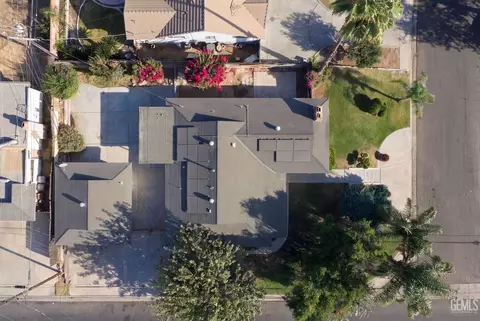 View/Area - 421 Brookhaven Dr, Bakersfield, CA 93304 photo 1 of 6