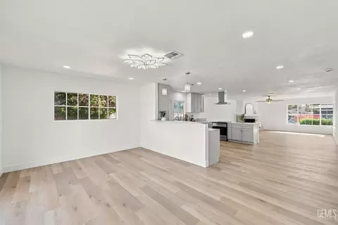Other - 421 Brookhaven Dr, Bakersfield, CA 93304 photo 4 of 10