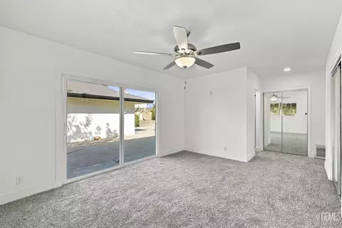 Bedroom - 421 Brookhaven Dr, Bakersfield, CA 93304 photo 2 of 7