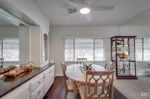 400 E Roberts Ln #8, Bakersfield, CA 93308 photo 10