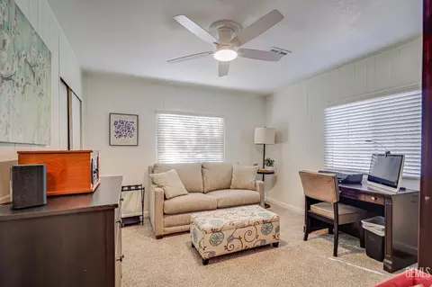 400 E Roberts Ln #8, Bakersfield, CA 93308 photo 16