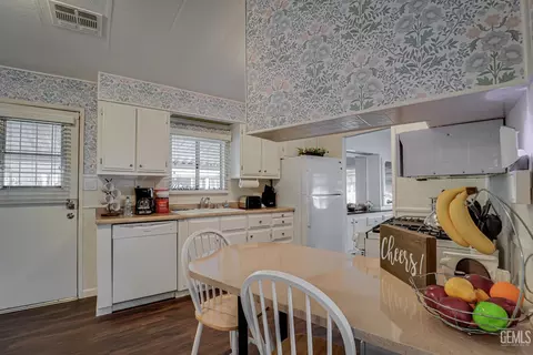 400 E Roberts Ln #8, Bakersfield, CA 93308 photo 13
