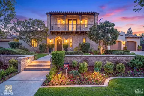 2114 Tiverton Dr, Bakersfield, CA 93311