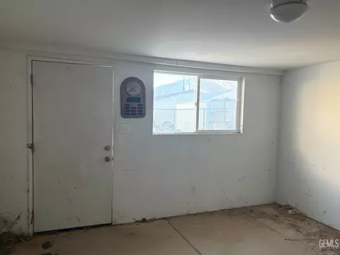Other - 409 E J St, Tehachapi, CA 93561 photo 2 of 3