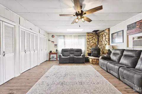 Other - 209 W B St, Tehachapi, CA 93561 photo 7 of 11